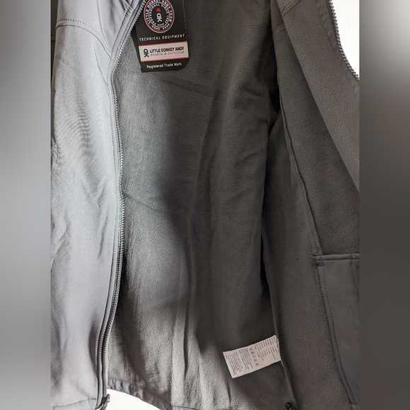 NWT Men's Little Donkey Andy Lightweight Full Zip Softshell Jacket - Picture 11 of 16
